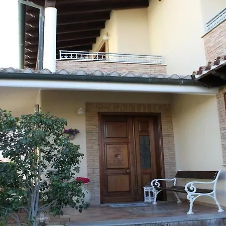 Martina Bed & Breakfast 3*